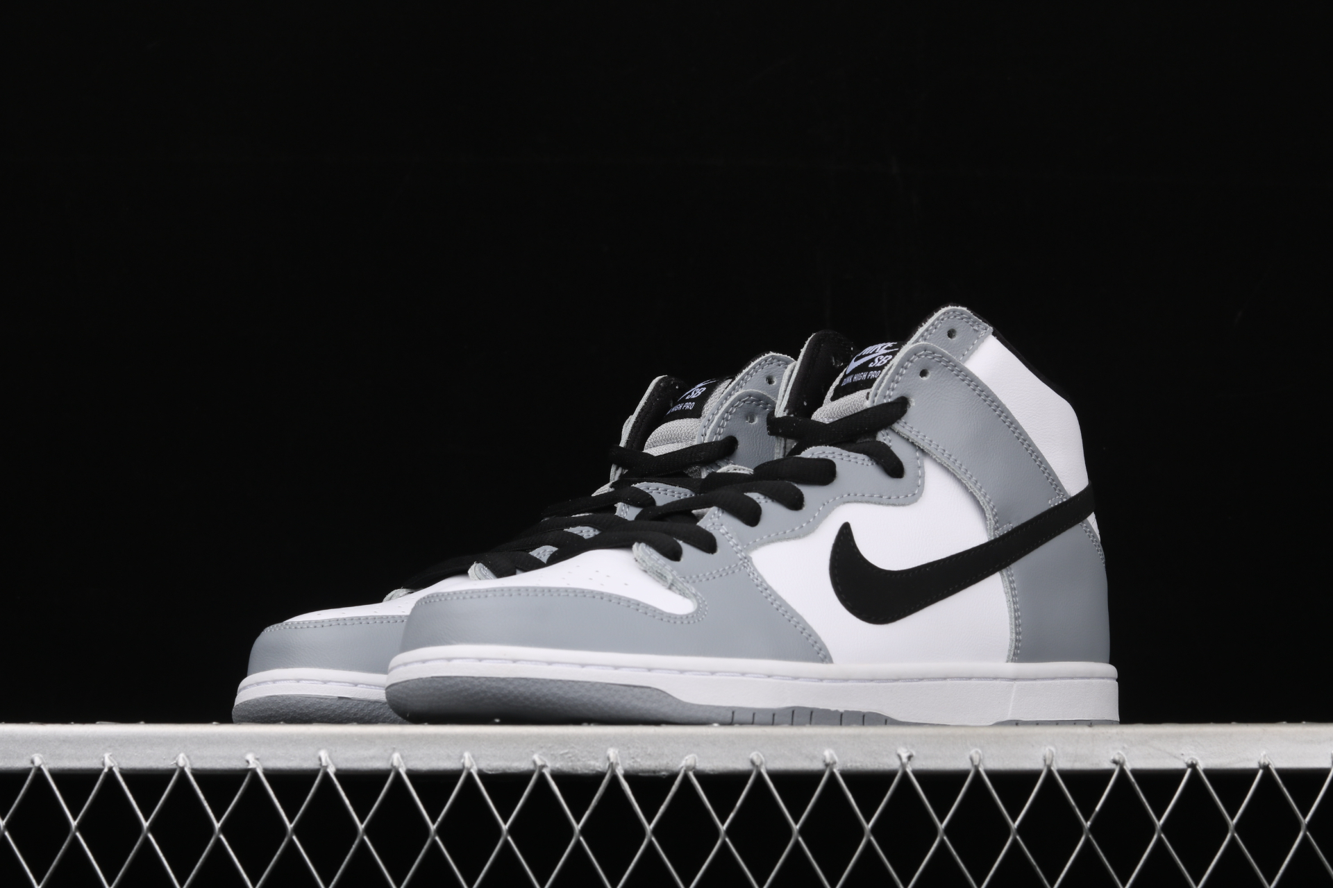 SB Dunk High Pro 'Smoke Grey' 854851-006