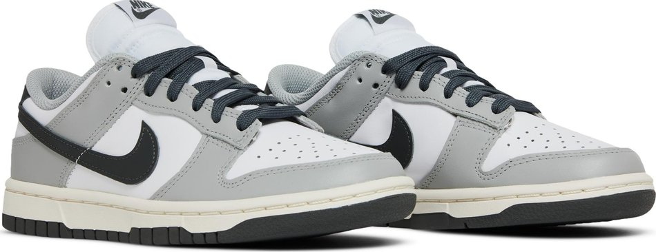 Wmns Dunk Low 'Light Smoke Grey' DD1503-117