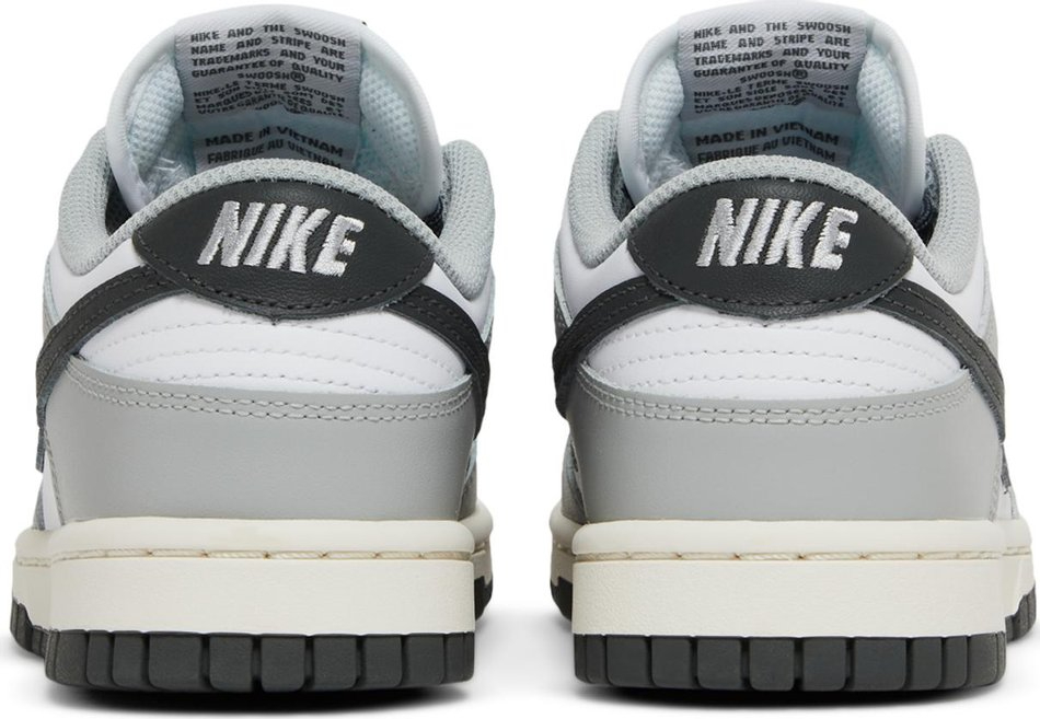 Wmns Dunk Low 'Light Smoke Grey' DD1503-117