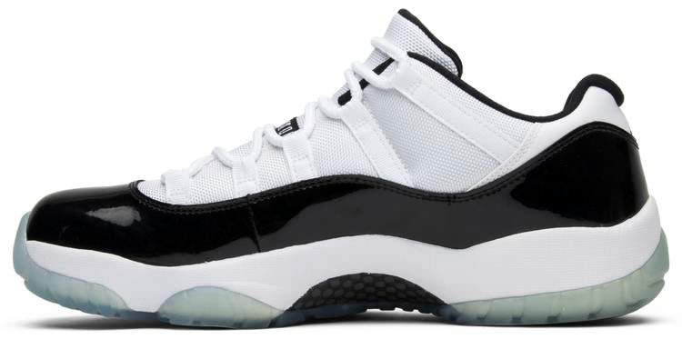 Air Jordan 11 Retro Low Concord