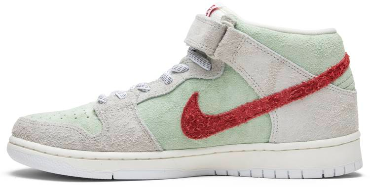 SB Dunk Mid 'White Widow' AQ2207-163