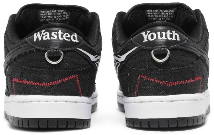 Wasted Youth x Dunk Low SB 'Black Denim' DD8386-001