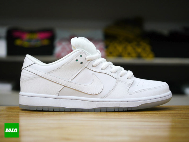 Dunk Low Pro 'White Ice' 304292-100