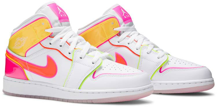 Wmns Air Jordan 1 Mid SE Edge Glow