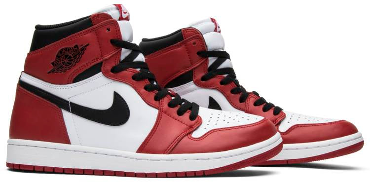 Air Jordan 1 Retro High OG Chicago