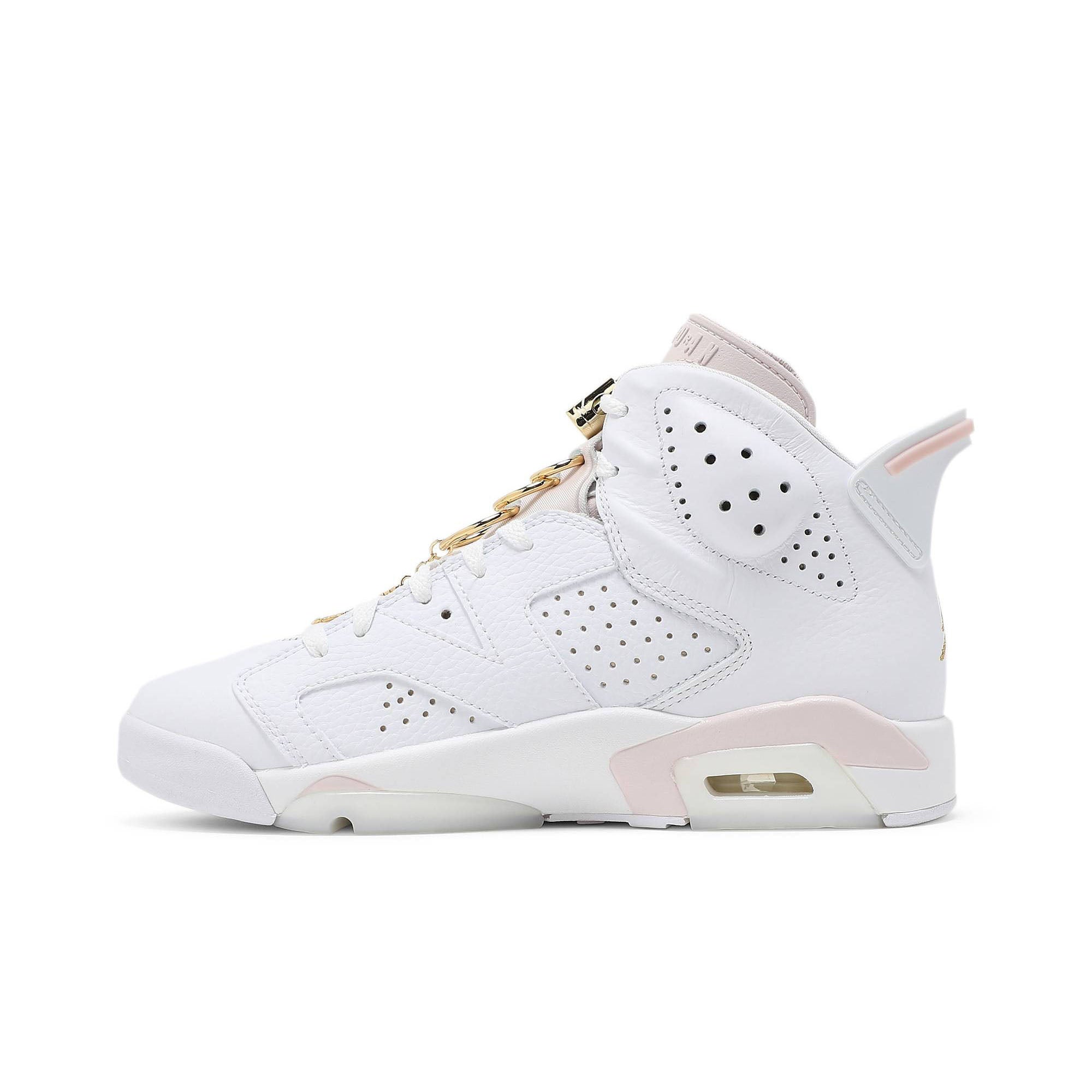 Wmns Air Jordan 6 Retro Gold Hoops