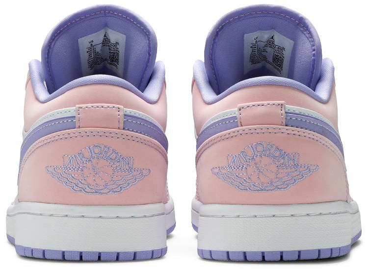 Air Jordan 1 Low SE Arctic Punch